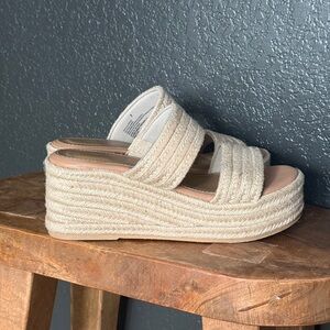 Universal Thread Tan Wedge Sandals